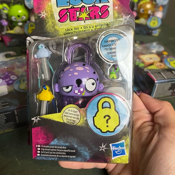 BIG LOT OF 17 LOCK STARS TOY - Picture 6 of 16